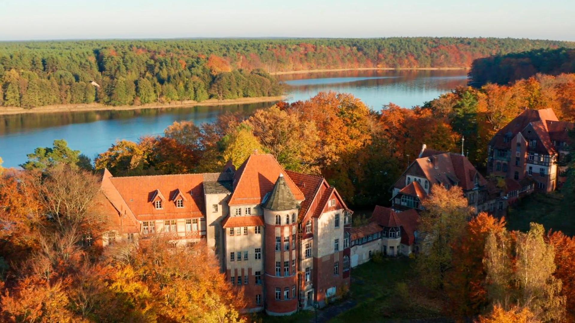 Parkresidenz Lychen, 1 * Lychen
